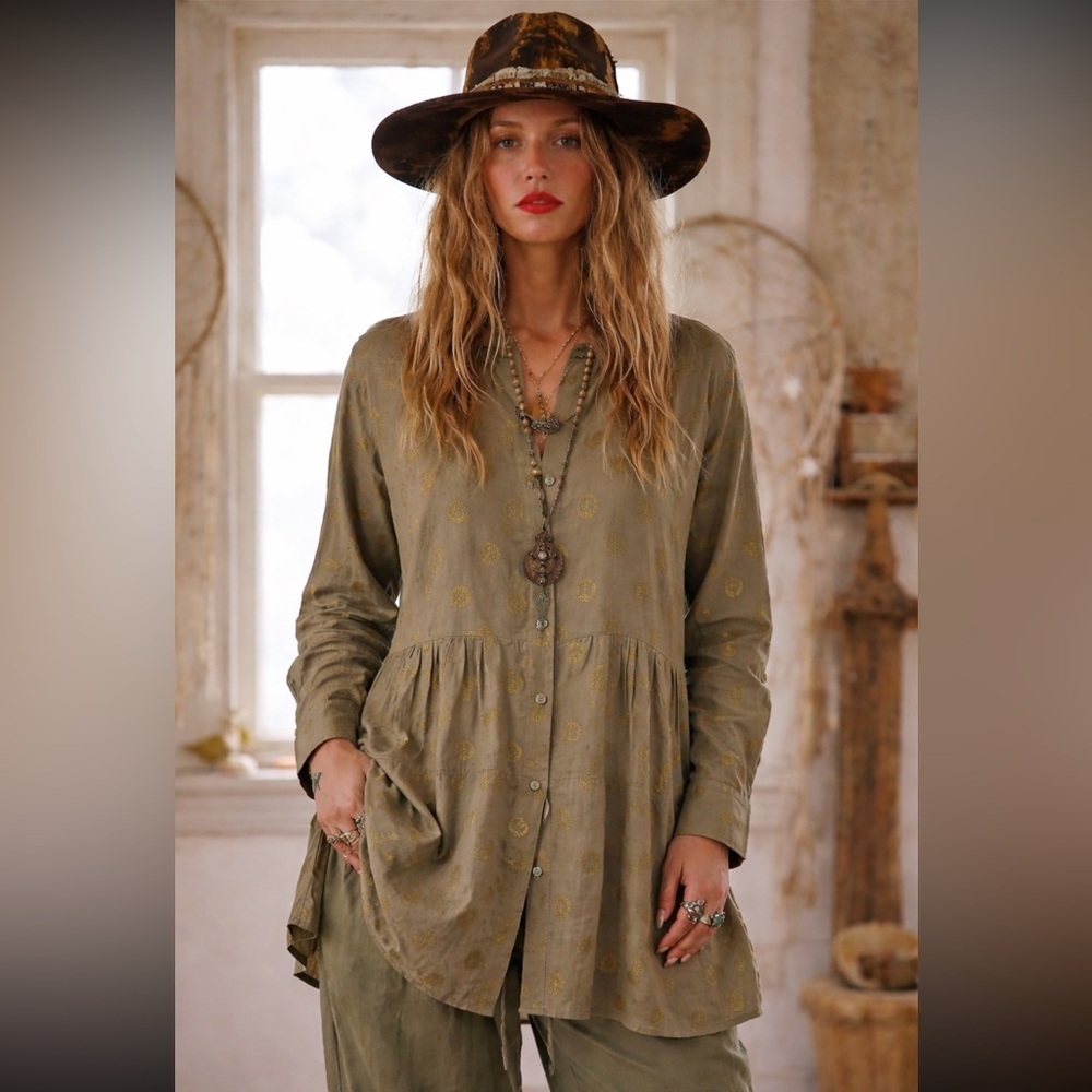 Women's Olive Green Button-Front Tunic with Subtle Gold Motif